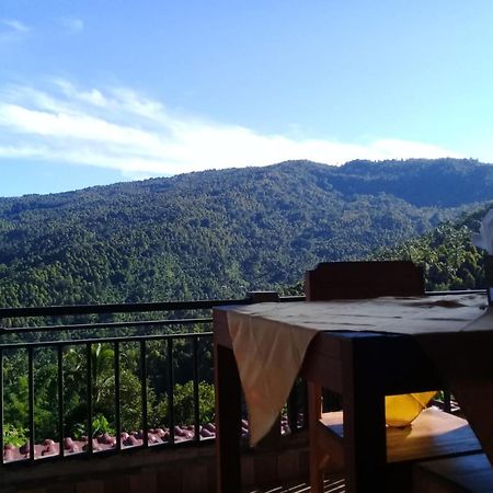 Aris Homestay&Warung Made Munduk Exterior foto