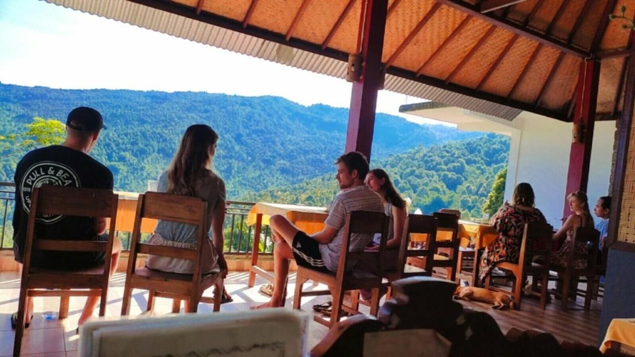 Aris Homestay&Warung Made Munduk Exterior foto