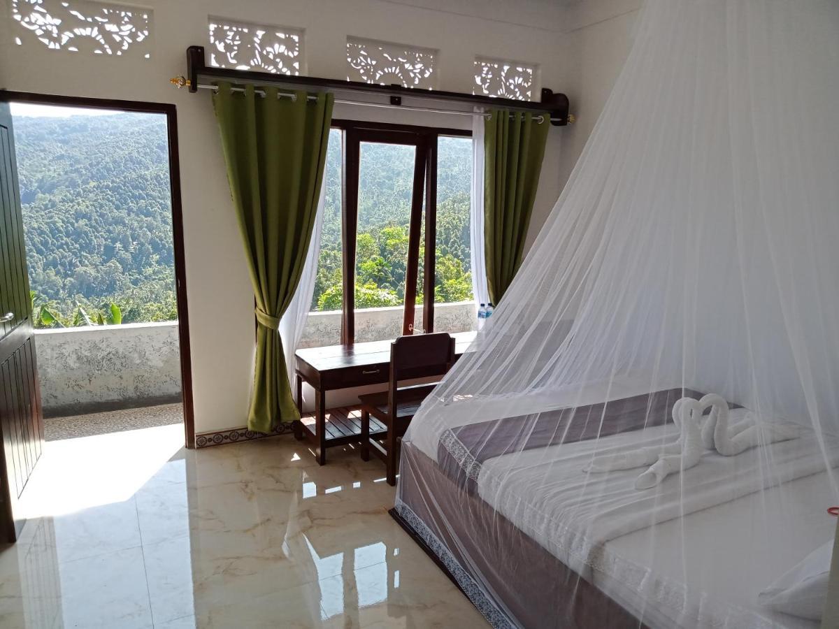 Aris Homestay&Warung Made Munduk Exterior foto