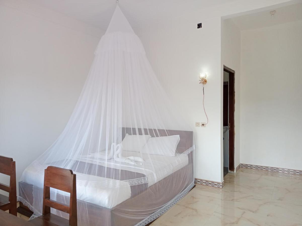 Aris Homestay&Warung Made Munduk Exterior foto