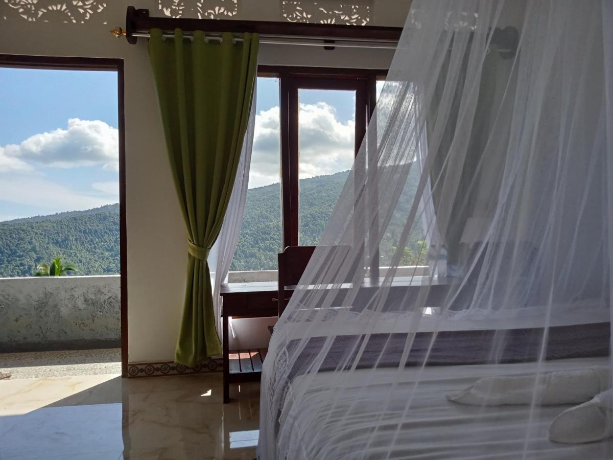 Aris Homestay&Warung Made Munduk Exterior foto