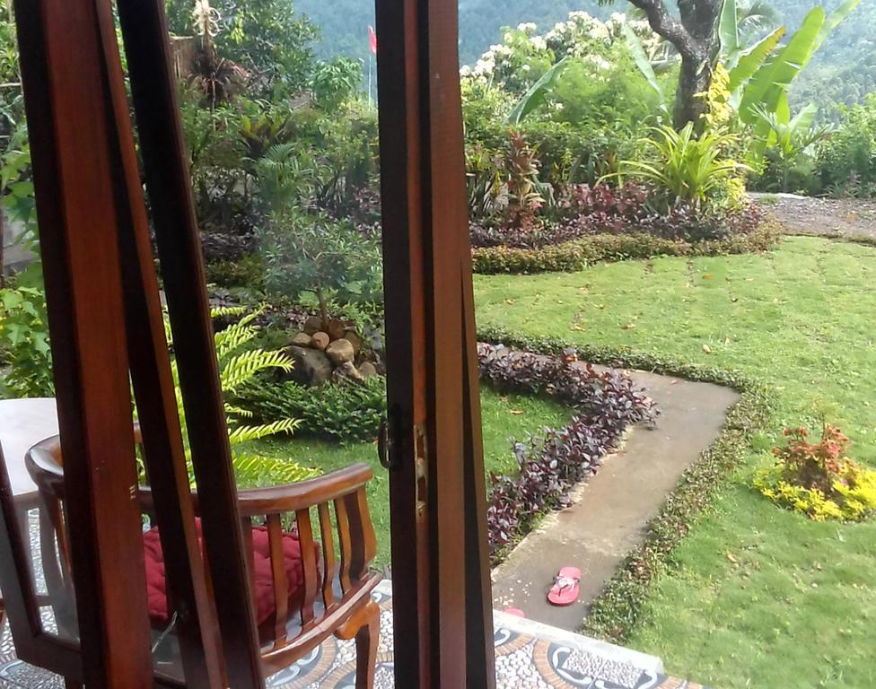 Aris Homestay&Warung Made Munduk Exterior foto