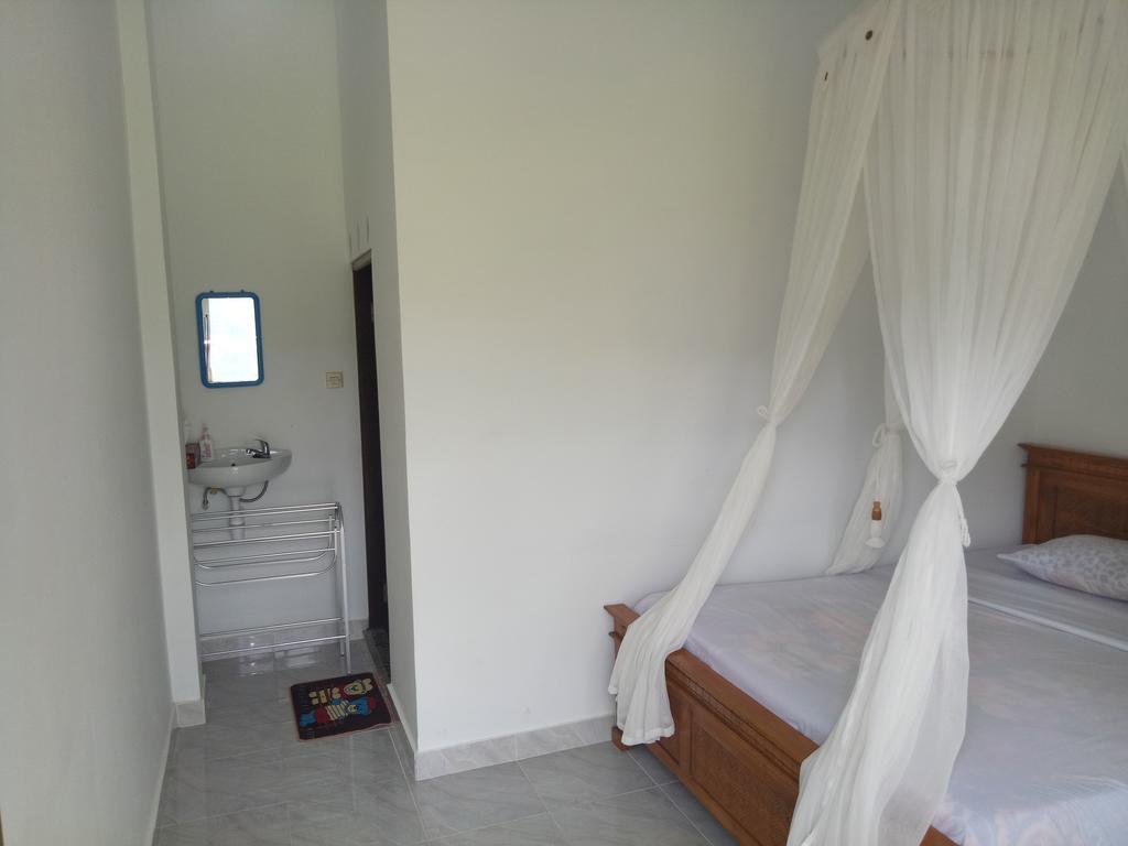 Aris Homestay&Warung Made Munduk Exterior foto