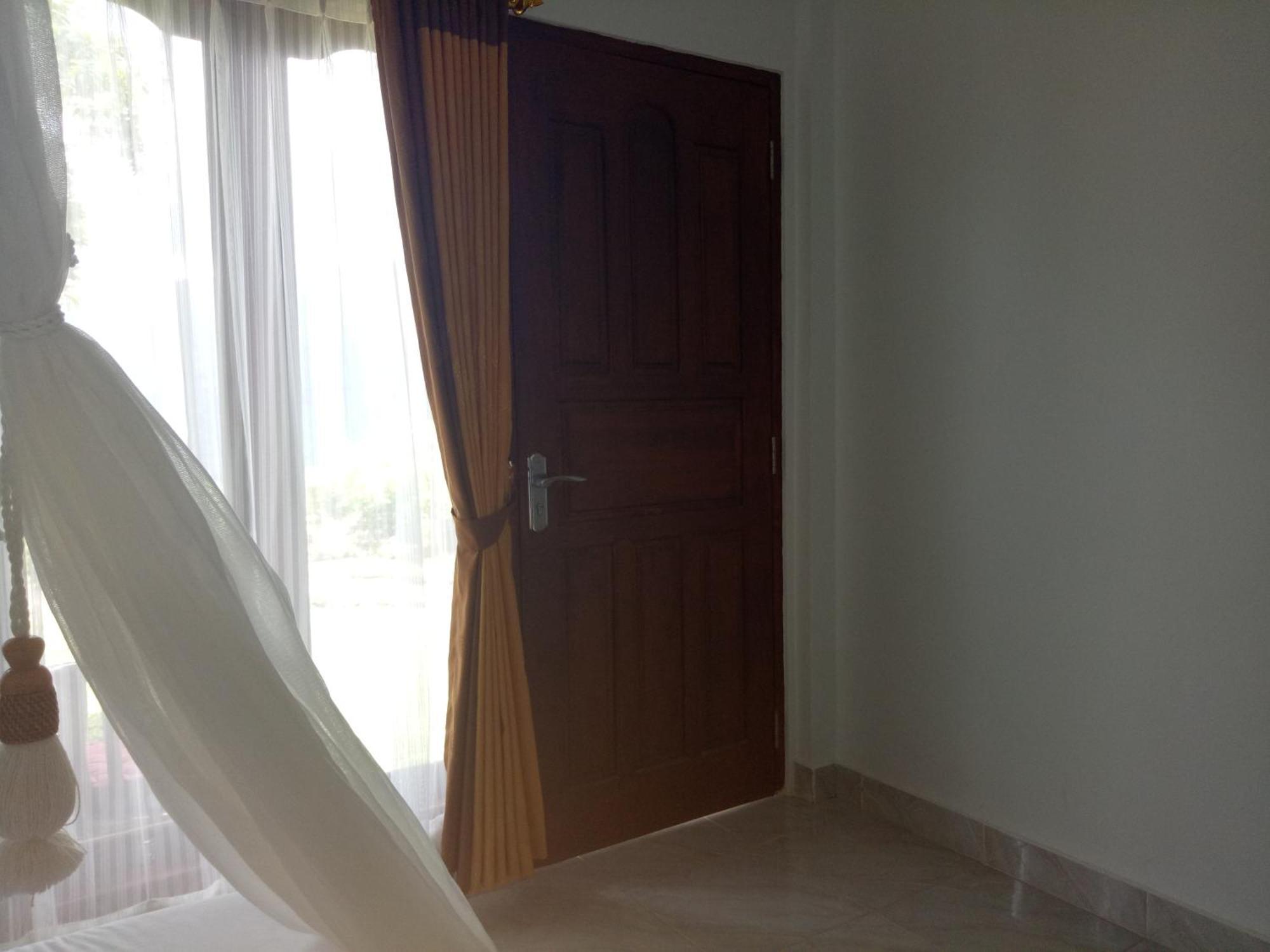 Aris Homestay&Warung Made Munduk Exterior foto