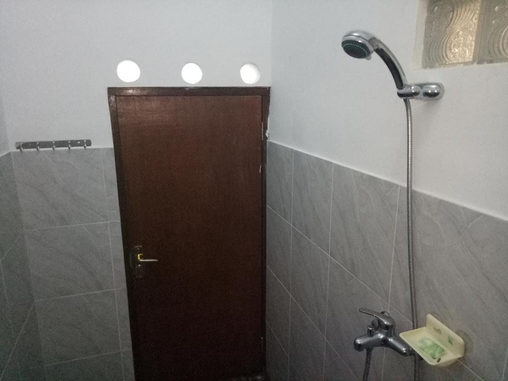 Aris Homestay&Warung Made Munduk Exterior foto